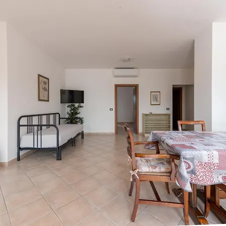 Le Vecchie Scuole Campiglia Marittima